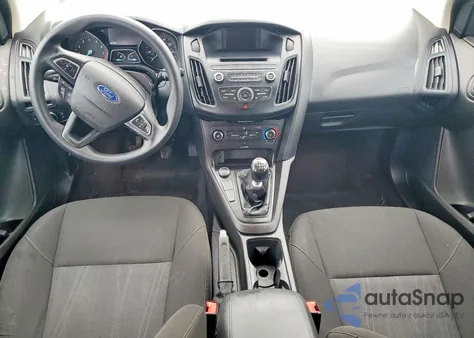 2015 Ford Focus Se z USA, uszkodzony, nr VIN 1FADP3KE1FL342030